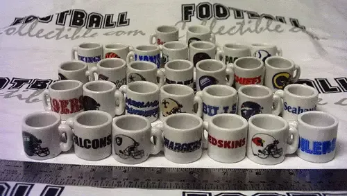 Complete Set of NFL Team mini cups (30)