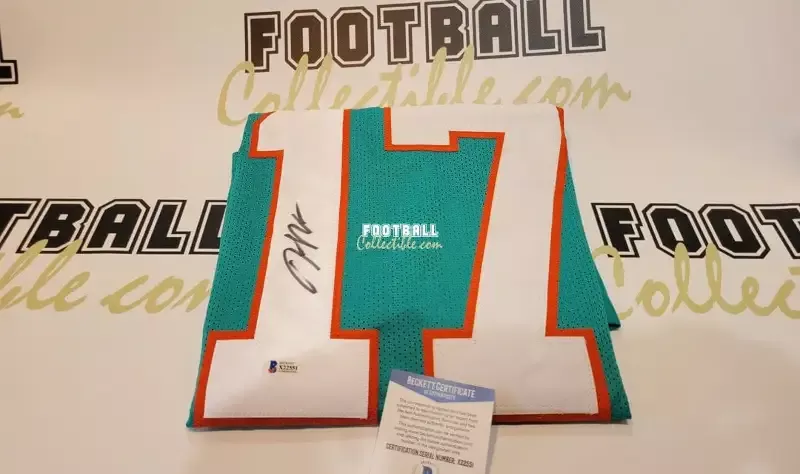 Jaylen Waddle Autographed Miami Dolphins Jersey