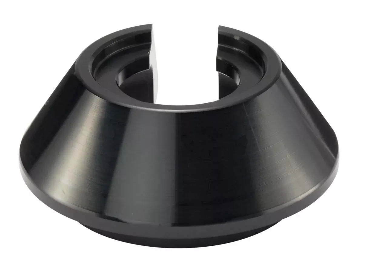 QA1 - Spring Seat 2.5in Coil - Over Steep Angle Blk